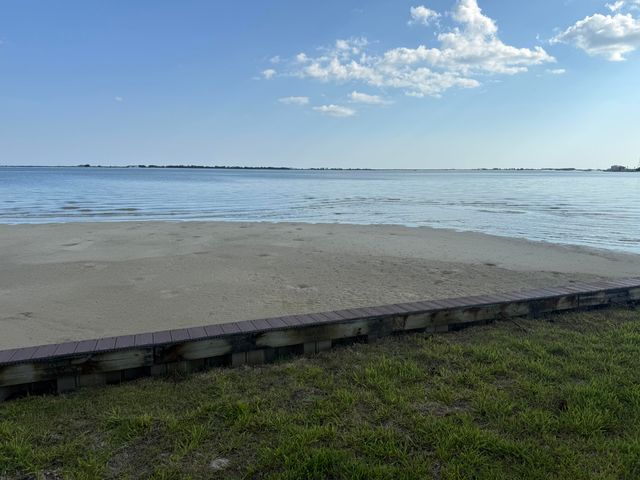 431 Atwater Court, Mary Esther, FL 32569