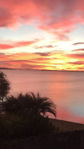 431 Atwater Court, Mary Esther, FL 32569