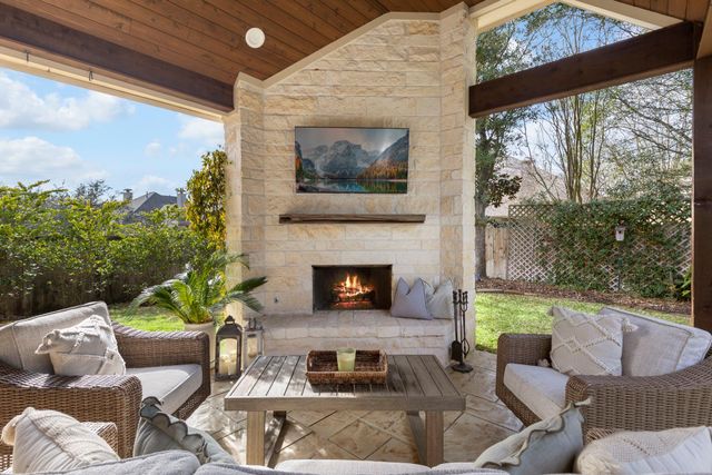 30 Vershire Circle, Magnolia, TX 77354