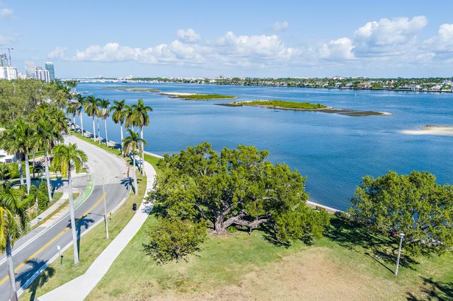 236 Avila Road, West Palm Beach, FL 33405