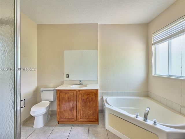 3182 N Greenleaf Circle, Boynton Beach, FL 33426