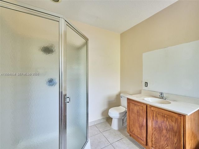 3182 N Greenleaf Circle, Boynton Beach, FL 33426