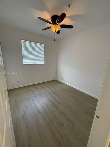 3182 N Greenleaf Circle, Boynton Beach, FL 33426