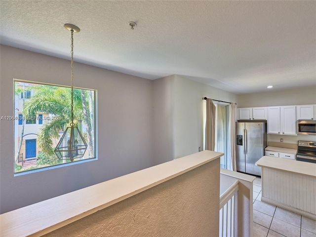 3182 N Greenleaf Circle, Boynton Beach, FL 33426