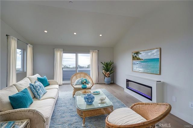 480 Hinds Avenue, Pismo Beach, CA 93449