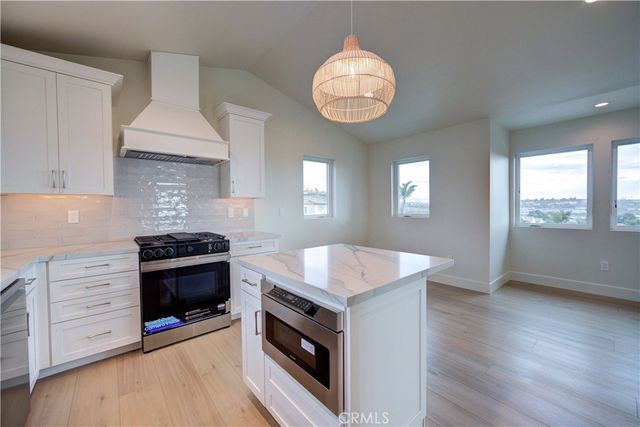 480 Hinds Avenue, Pismo Beach, CA 93449