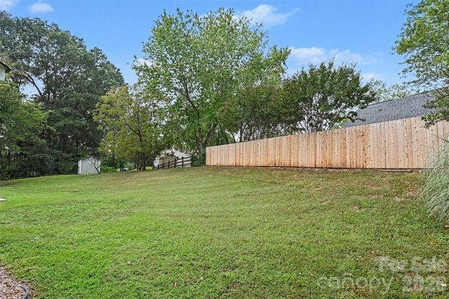 104 S Willow Court, Mount Holly, NC 28120