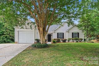 104 S Willow Court, Mount Holly, NC 28120
