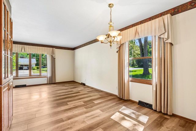 W167N10425 Bridle PATH, Germantown, WI 53022
