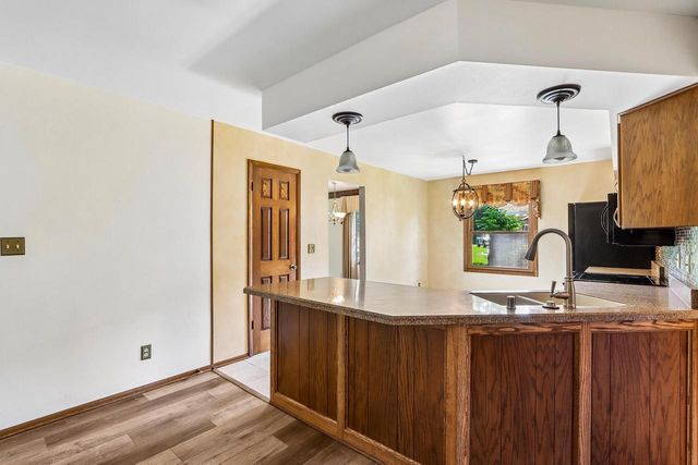 W167N10425 Bridle PATH, Germantown, WI 53022