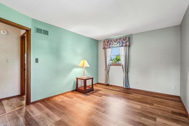 W167N10425 Bridle PATH, Germantown, WI 53022