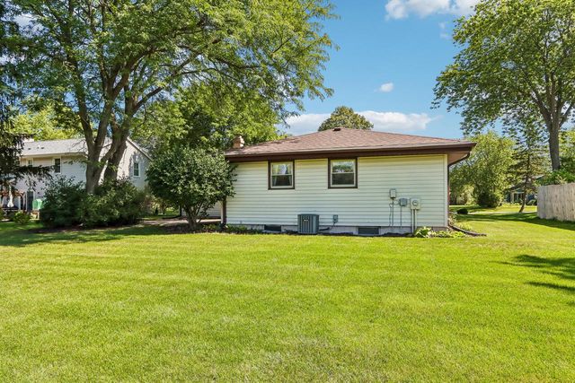W167N10425 Bridle PATH, Germantown, WI 53022