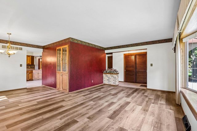 W167N10425 Bridle PATH, Germantown, WI 53022