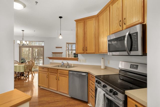 125 Stallion Lane, Circle Pines, MN 55014