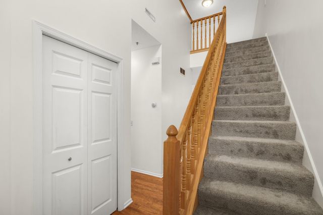 125 Stallion Lane, Circle Pines, MN 55014