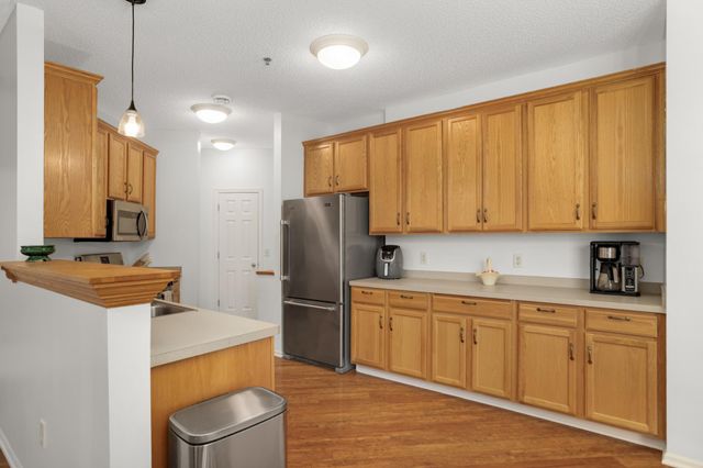 125 Stallion Lane, Circle Pines, MN 55014