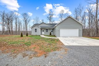 341 Brown Stafford Cemetery Ln, Gainesboro, TN 38562