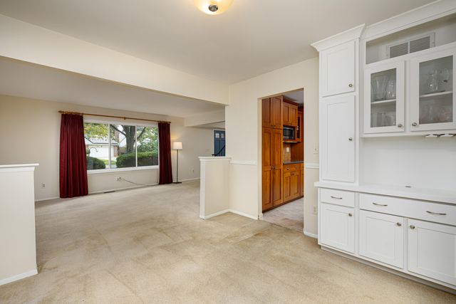 3375 Bluett Road, Ann Arbor, MI 48105