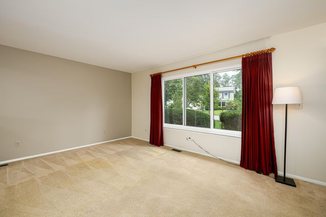 3375 Bluett Road, Ann Arbor, MI 48105