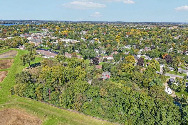 238 S Oak Street, Lake Mills, WI 53551