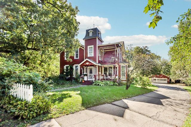 238 S Oak Street, Lake Mills, WI 53551