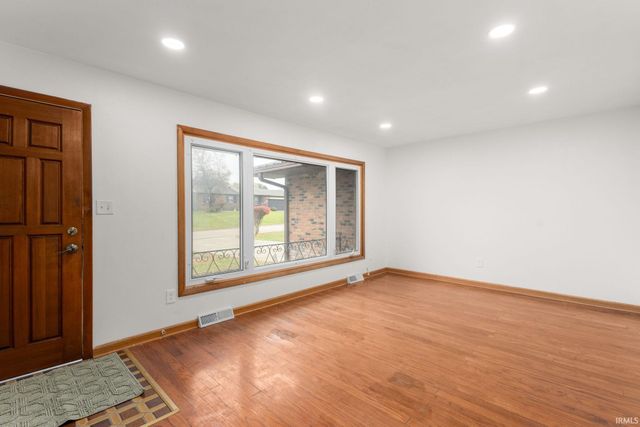 23627 River Lake Court, Elkhart, IN 46516