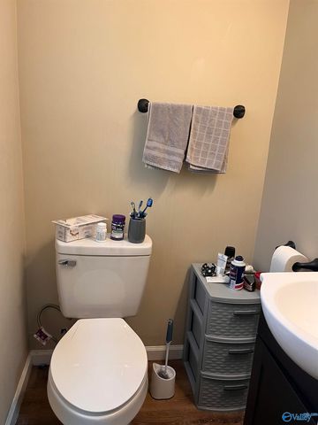 4501 Lakeview Drive NW, Huntsville, AL 35810