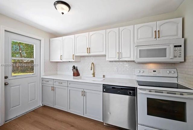 1480 SW 26th Ave, Fort Lauderdale, FL 33312