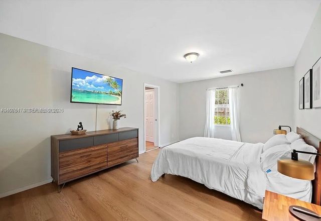 1480 SW 26th Ave, Fort Lauderdale, FL 33312