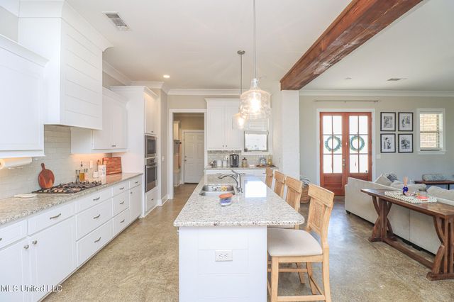 405 Elen Court, Brandon, MS 39042