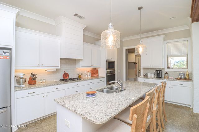 405 Elen Court, Brandon, MS 39042