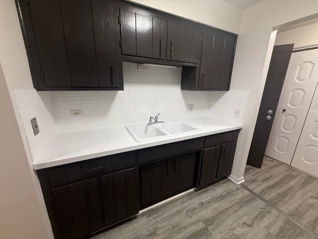 2300 N Harlem Avenue 305, Elmwood Park, IL 60707