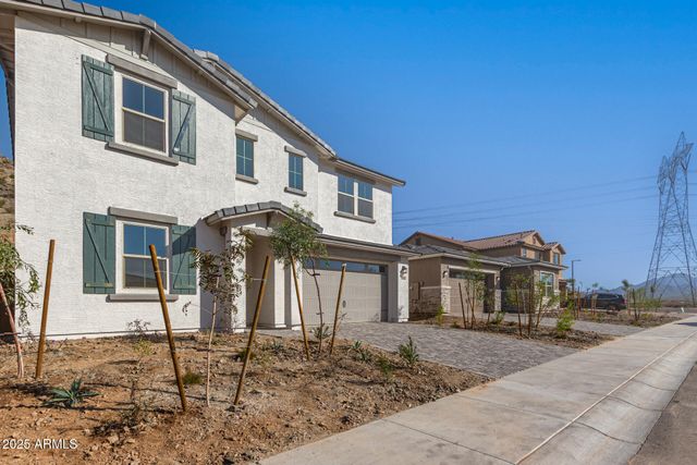 16952 W DESERT Lane, Goodyear, AZ 85338