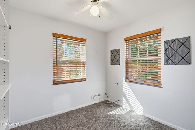 2221 Densmore Drive, Toledo, OH 43606