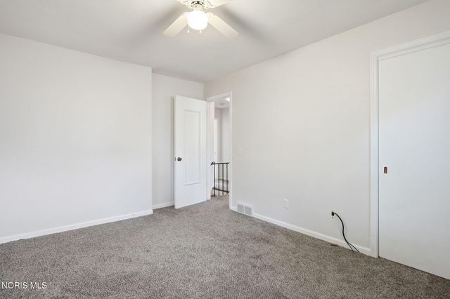 2221 Densmore Drive, Toledo, OH 43606
