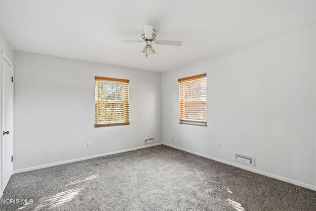 2221 Densmore Drive, Toledo, OH 43606