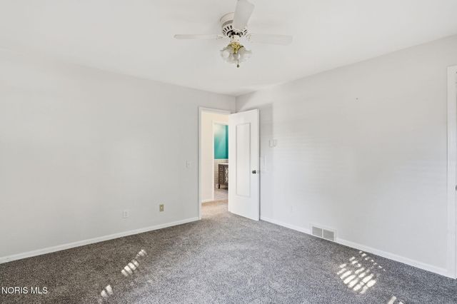 2221 Densmore Drive, Toledo, OH 43606