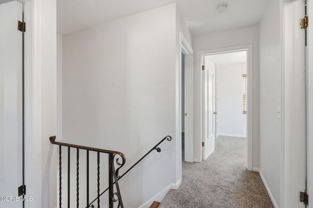 2221 Densmore Drive, Toledo, OH 43606