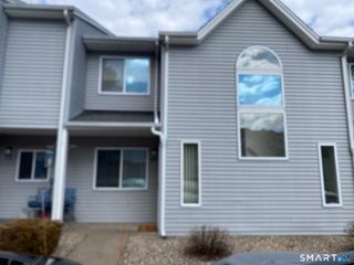 155 Redstone Hill Road 60, Bristol, CT 06010