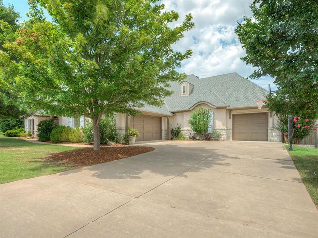 901 Bayonne Bridge Court, Edmond, OK 73034