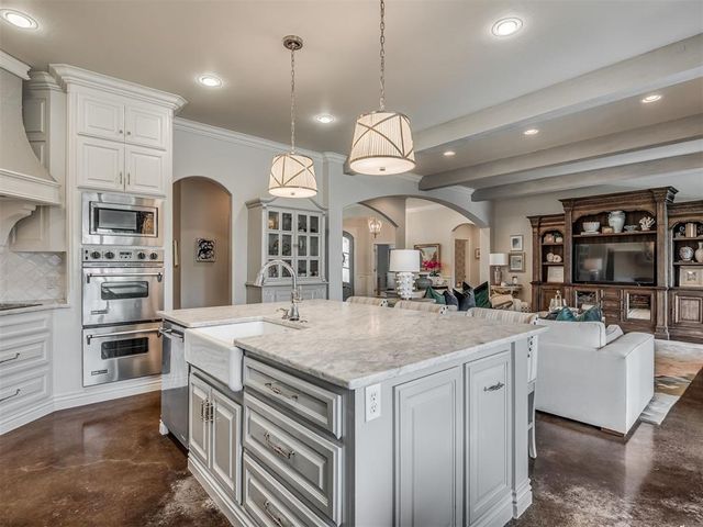 901 Bayonne Bridge Court, Edmond, OK 73034