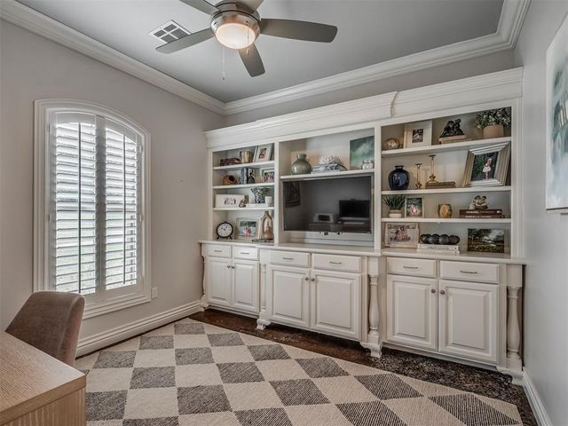 901 Bayonne Bridge Court, Edmond, OK 73034