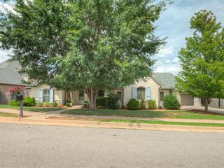 901 Bayonne Bridge Court, Edmond, OK 73034