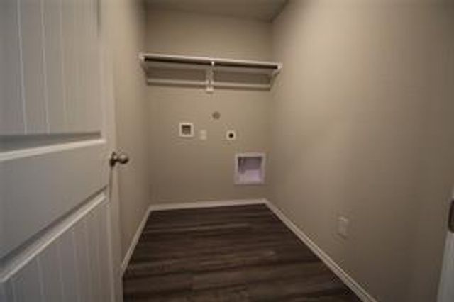 323 Pecos Drive, Huntsville, TX 77340