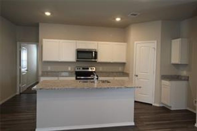 323 Pecos Drive, Huntsville, TX 77340
