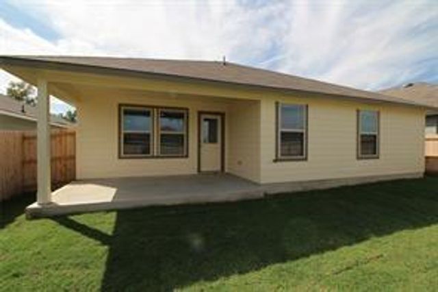 323 Pecos Drive, Huntsville, TX 77340
