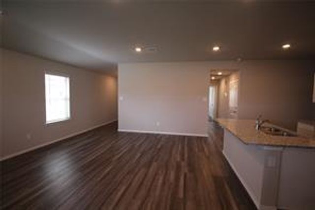 323 Pecos Drive, Huntsville, TX 77340