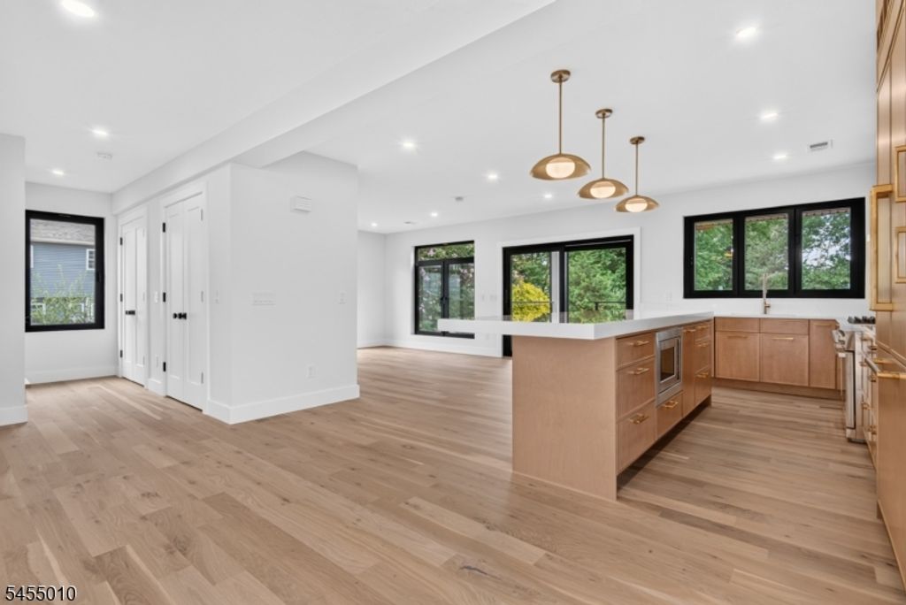34 Amelia Ave, Livingston Twp., NJ 07039 — photo 5