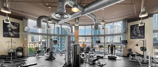 690 SW 1st Ct PHI-01, Miami, FL 33130