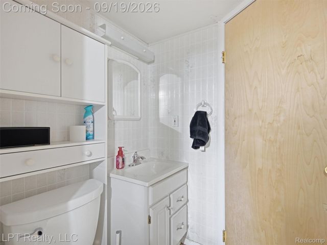 13395 Castle Street, Southgate, MI 48195